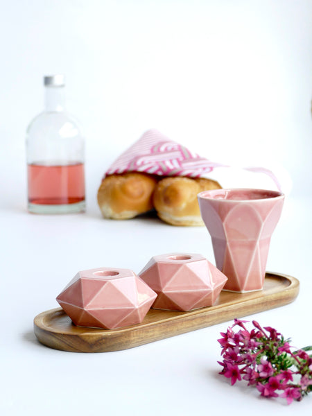 Set of geometric modern Judaica: Kiddush cup + Pair of geometric candlesticks designed in minimalist style.&nbsp;
This elegant Shabbat set is handcrafted of ceramic with glossy ancient pink glaze.