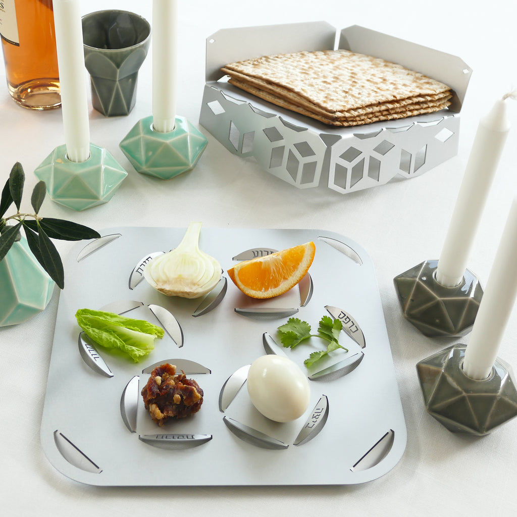 Passover Matzah Plate - Modern Judaica Matzo Tray - Shop now Directly ...